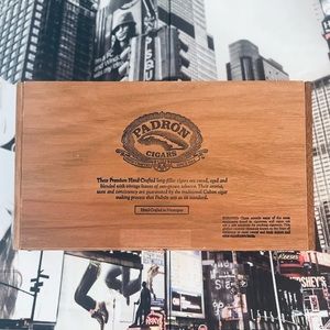 CLASSIC “PADRON CIGARS” CIGAR BOX